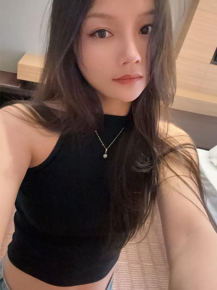KD倾情泉依依 (1).jpg
