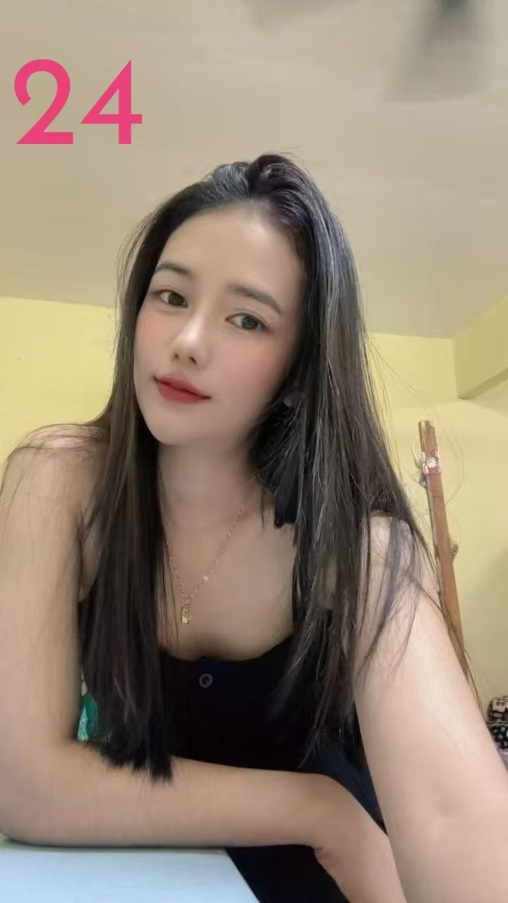OUG MiThai店长001.jpg