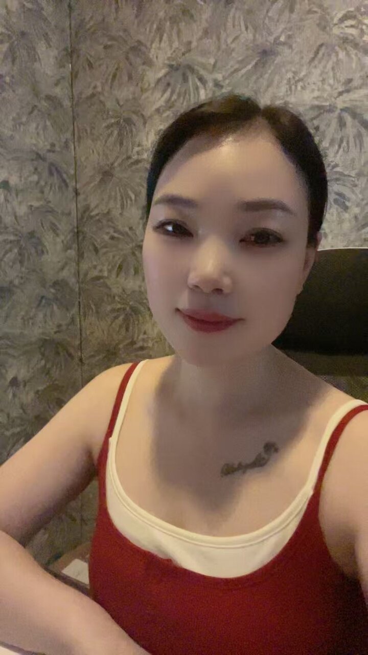 KD金手指小芳001.jpg