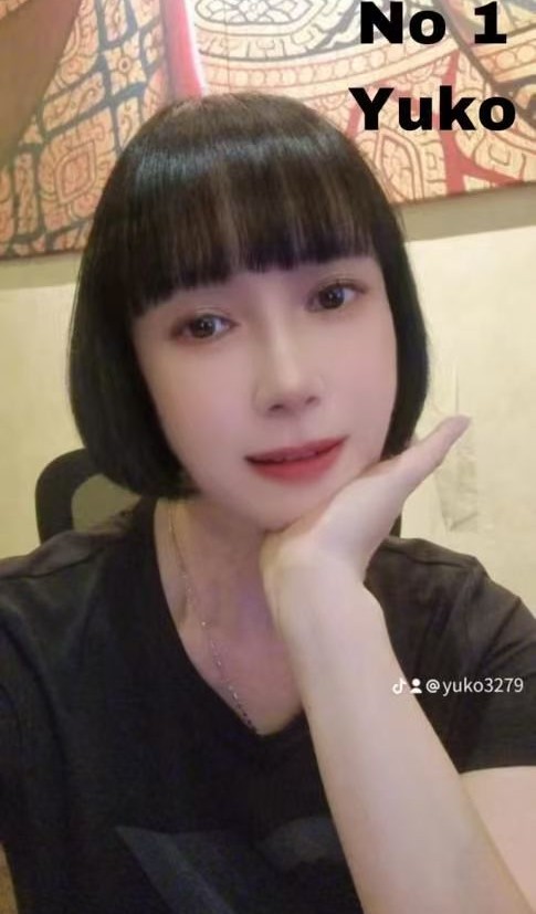 BJ JustThai店长02.jpg